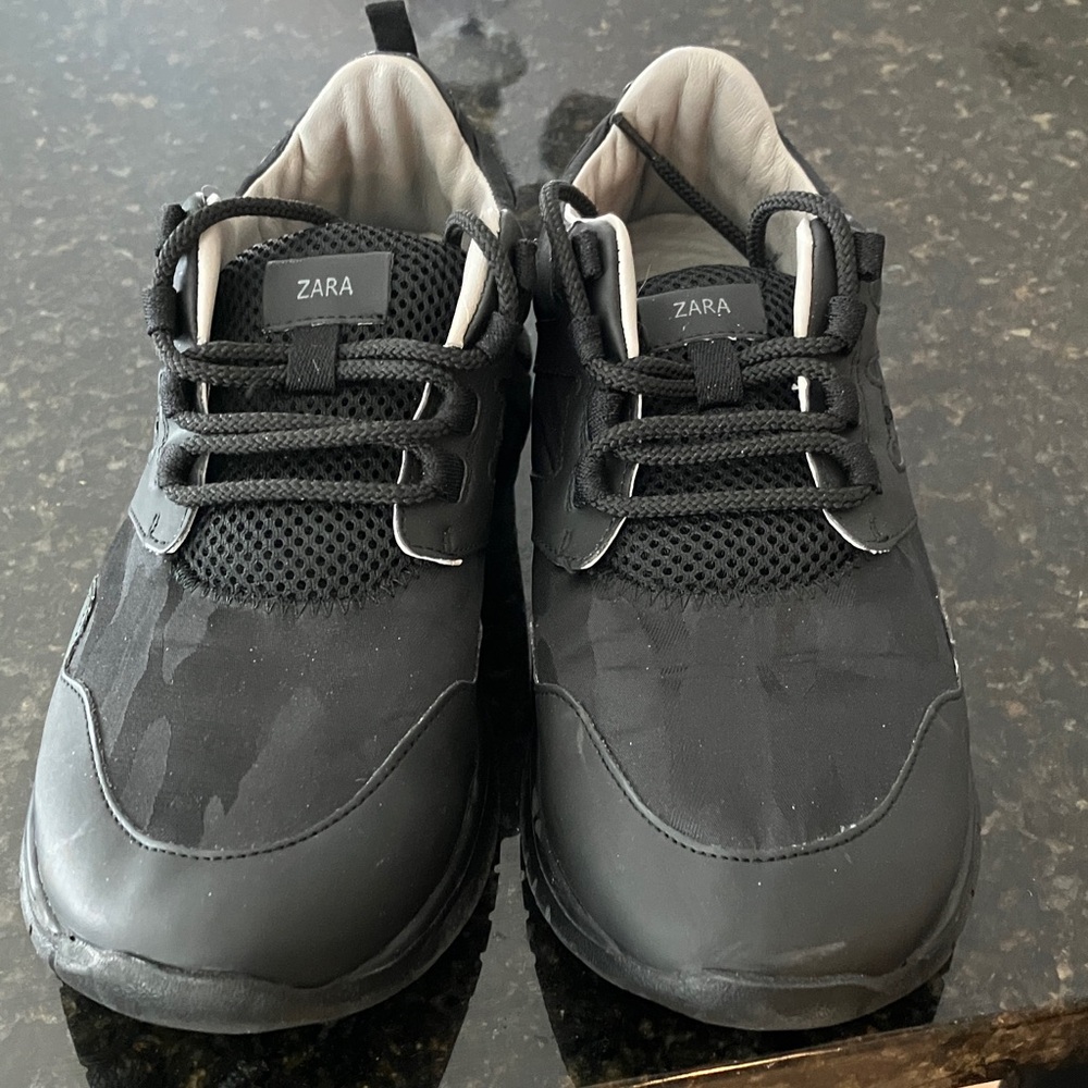 Zara Sneakers